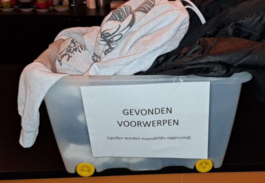 Gevonden voorwerpen gaan naar goed doel!