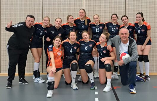 Avior meisjes A gestrand in de halve finale NOJK